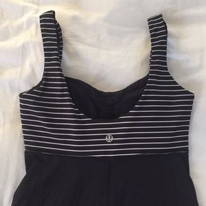 Lululemon Aria Tank II Black White Size 4